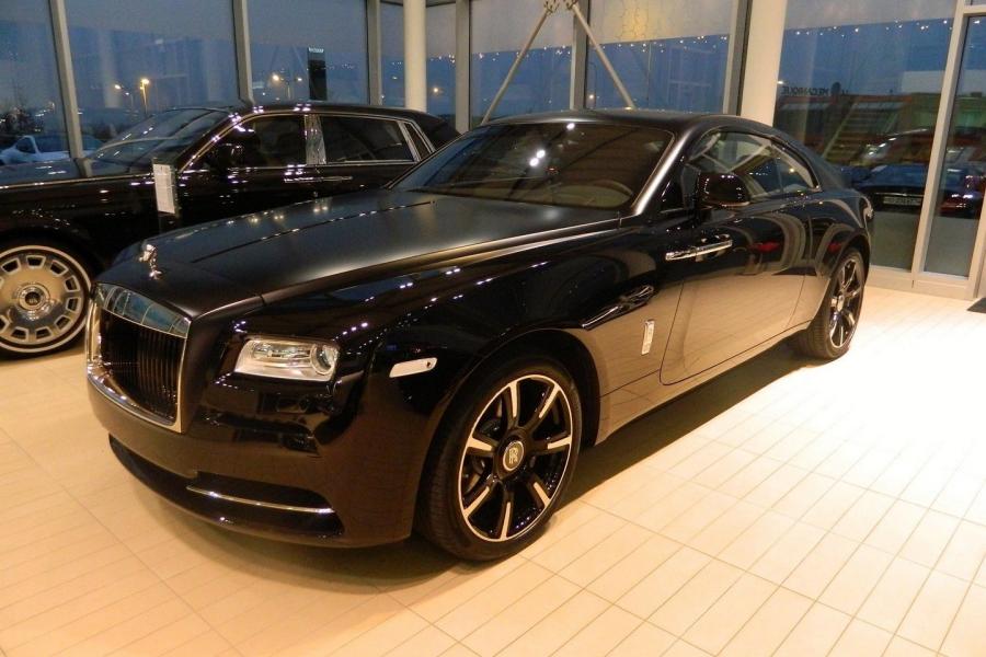  Rolls-Royce Wraith Carbon Fiber 2015 года  (фото 8 из 20)